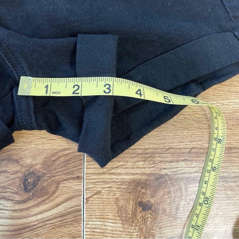 Classic Black Women's Shorts - Picture 4 of 5
